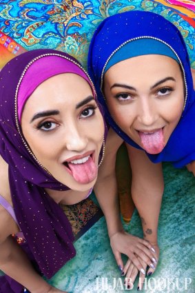 HijabHookup 26 06 16 Chloe Amour And Mira Luv XXX 720p MP4<span style=color:#39a8bb>-XXX[XC]</span>