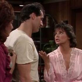 Married With Children S01E03 But I Didnt Shoot The Deputy 1080p AMZN WEB-DL DDP5.1 H.264<span style=color:#39a8bb>-FLUX[TGx]</span>