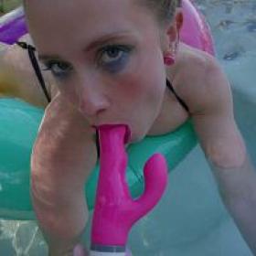 EvilAngel 23 10 10 Scarlet Chase Insane Squirts DP And Blowjob XXX 1080p MP4-WRB[XvX]