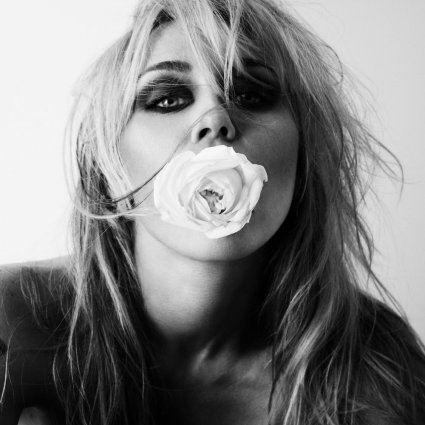 Miley Cyrus - Bass Persuades (2026) Flac 16-44